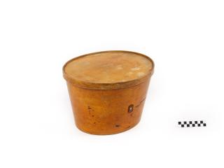 PUDEŁKO NA KAPELUSZE