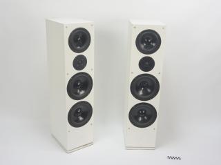 GŁOŚNIKI PODŁOGOWE