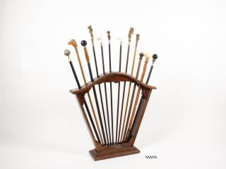 KOMPLET LASEK DO CHODZENIA W STOJAKU