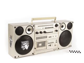 BOOMBOX