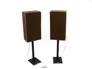 GŁOŚNIKI PODŁOGOWE