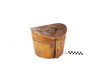 PUDEŁKO NA KAPELUSZE