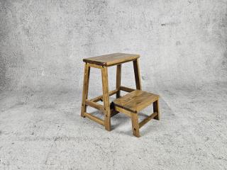 STOŁEK ZE SCHODKIEM