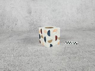 PUDEŁKO NA CHUSTECZKI