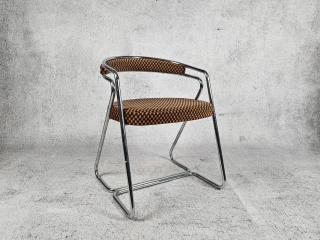 KRZESŁO, WŁOCHY LATA 70-TE